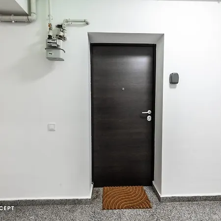 Апартаменты Plaza 342 *