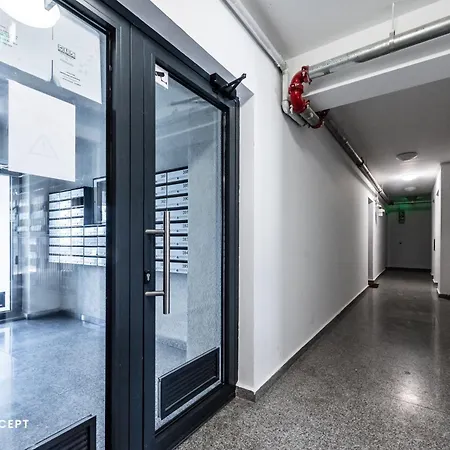 Plaza 342 Апартаменты *