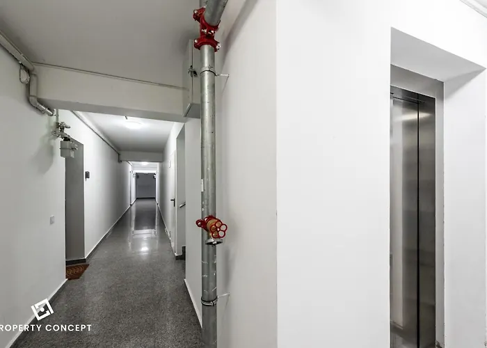 Plaza 342 * Bucureşti